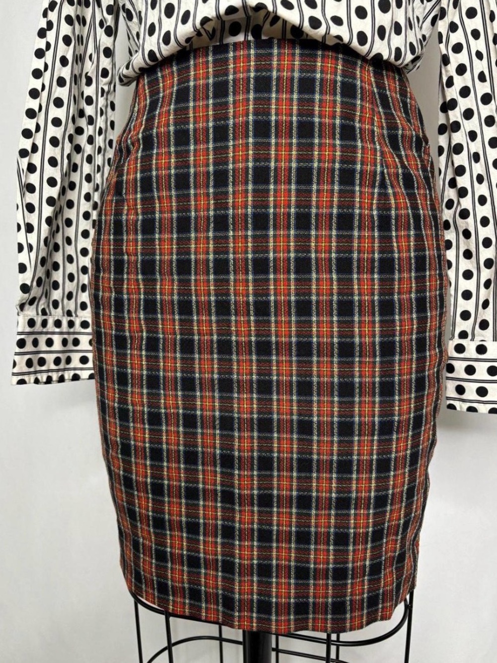 Vintage 90s Red Black Tartan Plaid Wool Pencil Skirt